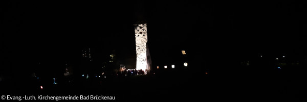 Friedenskirche bei Nacht