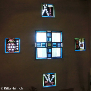 Glasbaustein-Fenster in der Sakristei